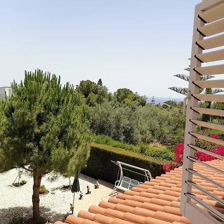 Alexander, Free Wi-fi & Parking Villa *