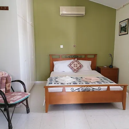 Alexander, Free Wi-fi & Parking Villa *